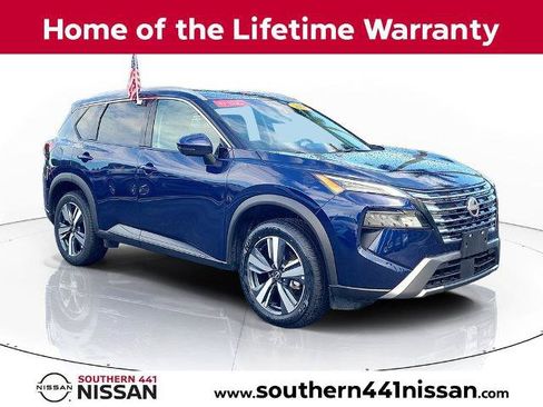 Certified 2026 Nissan Rogue SL FWD image 1