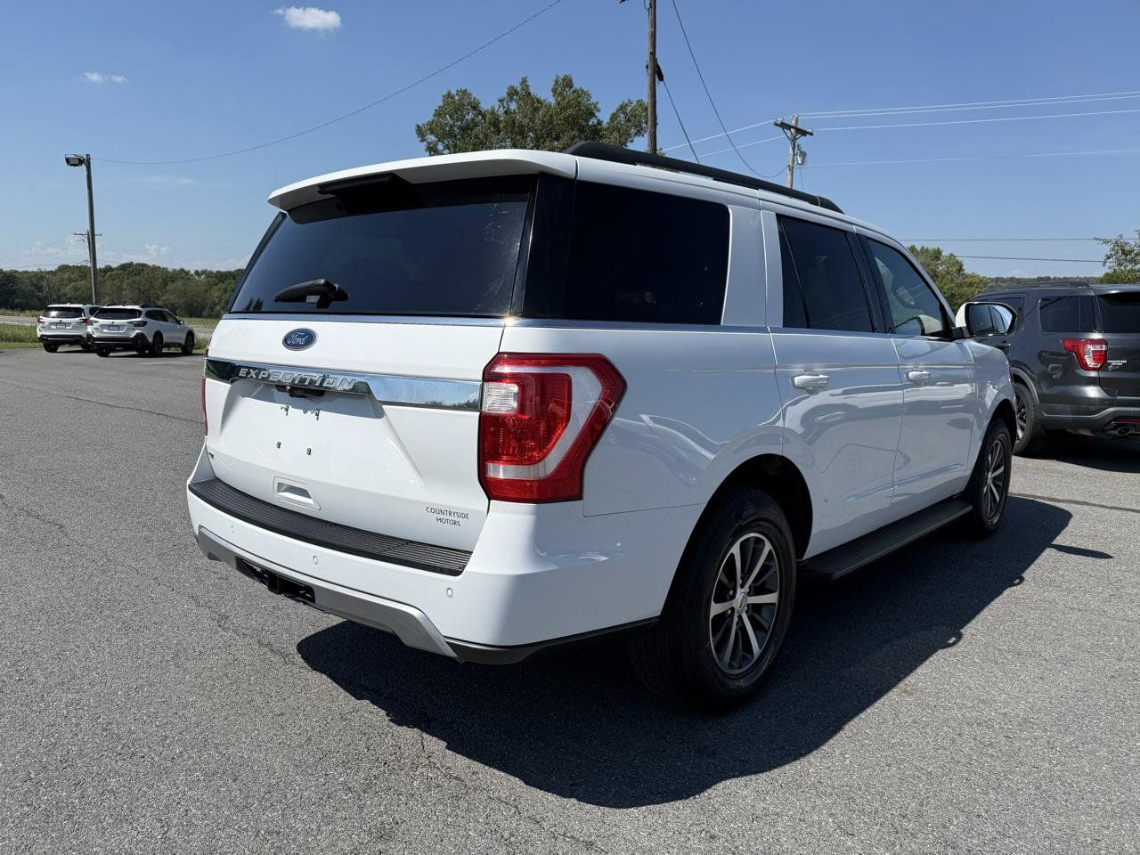 Used 2020 Ford Expedition XLT w/ Equipment Group 201A RWD image 6