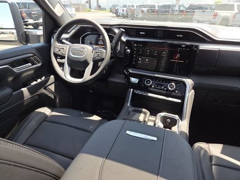 New 2026 GMC Sierra 2500 Denali w/ Technology Package AWD/4WD image 32
