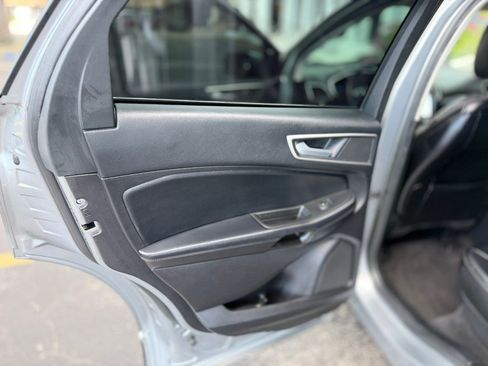 Used 2021 Ford Edge SEL FWD image 23