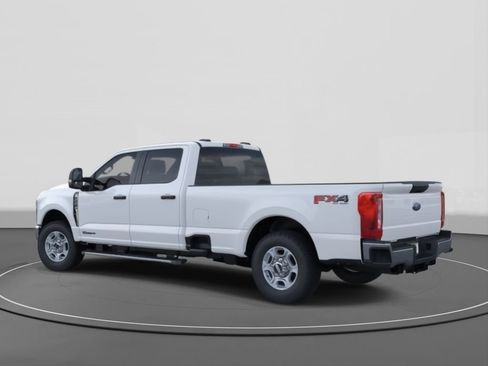 New 2026 Ford F350 XLT w/ FX4 Off-Road Package image 4