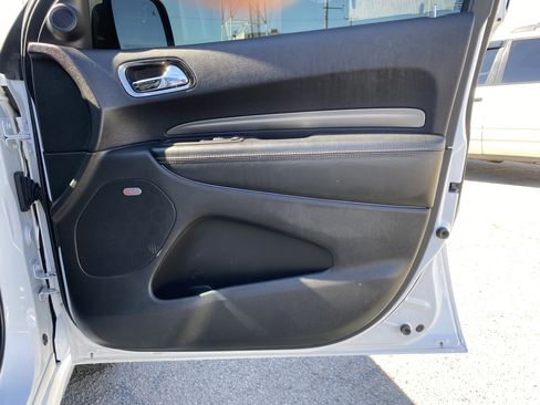 Used 2018 Dodge Durango SRT w/ Technology Group image 29