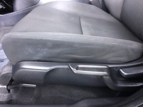 Used 2020 Honda HR-V LX image 24