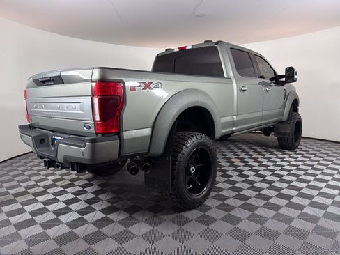 Used 2020 Ford F350 Platinum AWD/4WD image 3