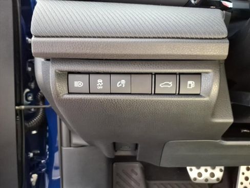New 2026 Toyota Camry SE w/ Convenience Package FWD image 12