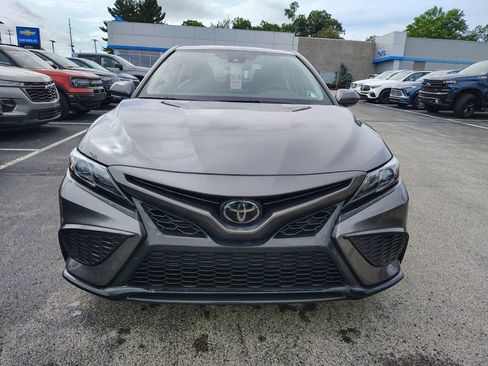 Used 2023 Toyota Camry SE w/ Cold Weather Package FWD image 2