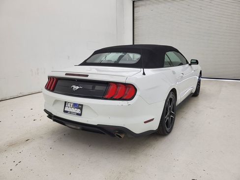 Used 2022 Ford Mustang Premium RWD image 15