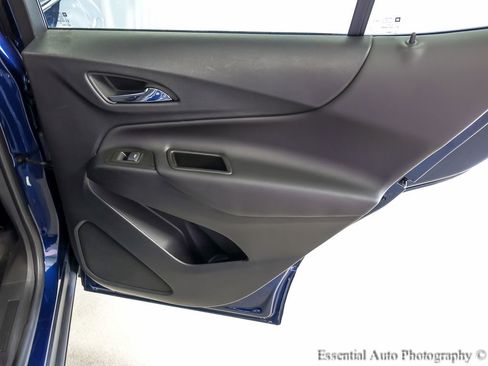 Used 2022 Chevrolet Equinox LT image 18