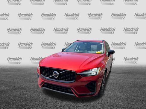 Used 2024 Volvo XC60 B5 Core w/ Protection Package AWD/4WD image 8
