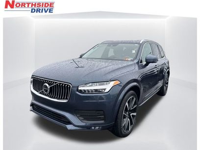 Used 2022 Volvo XC90 T6 Momentum w/ Advanced Package