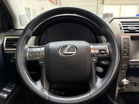 Used 2014 Lexus GX 460 AWD/4WD image 23