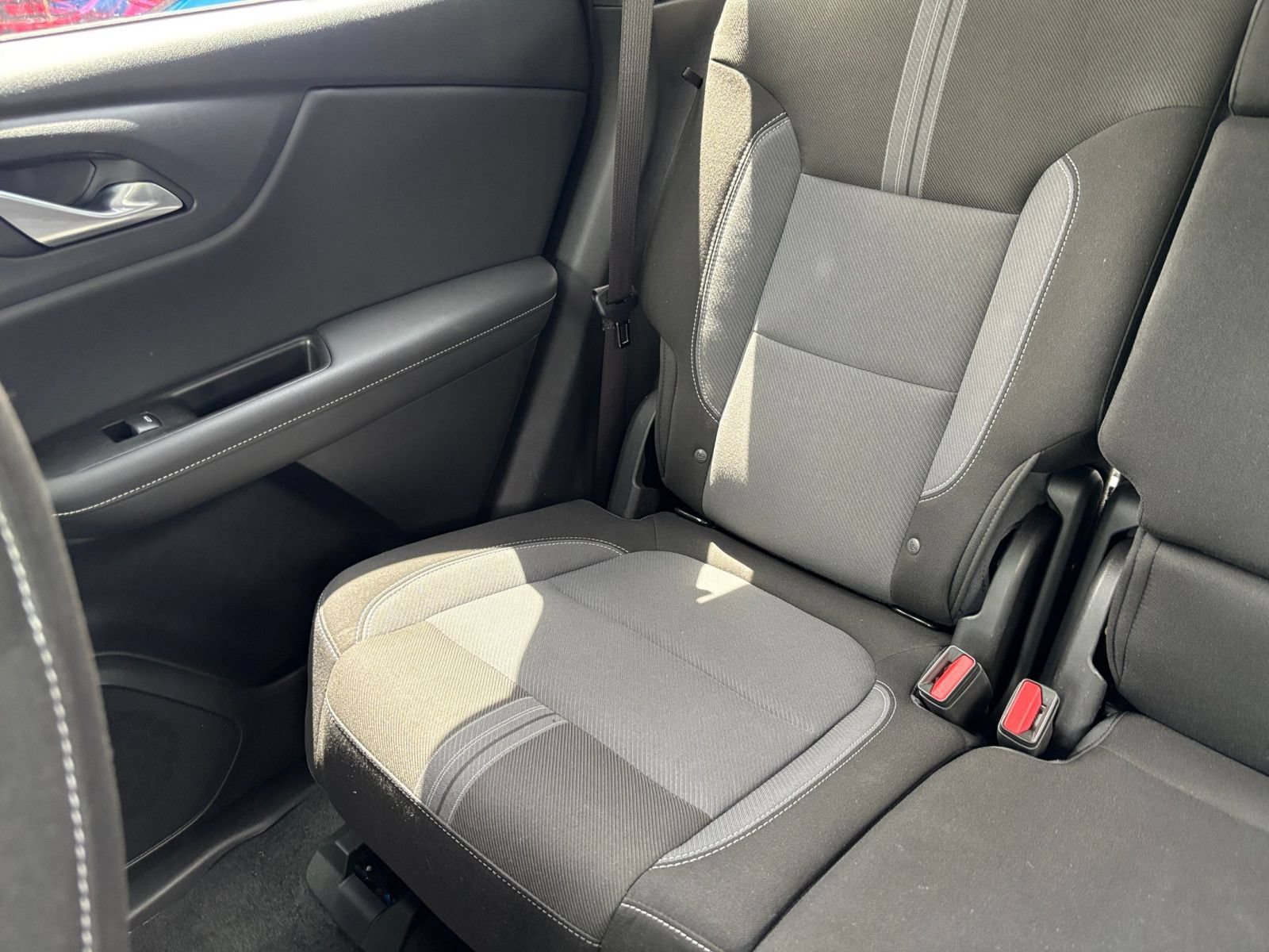 Used 2026 Chevrolet Blazer LT FWD image 38