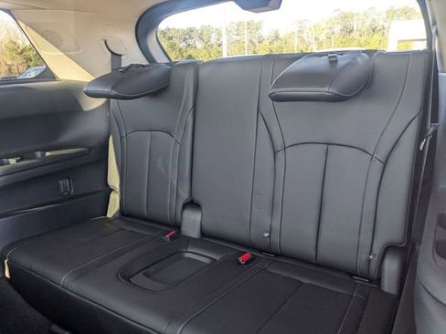 Used 2025 INFINITI QX60 Sensory w/ Vision Package image 29