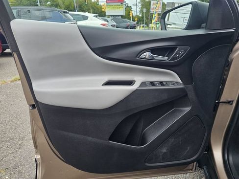 Used 2019 Chevrolet Equinox LS w/ LS Convenience Package FWD image 14