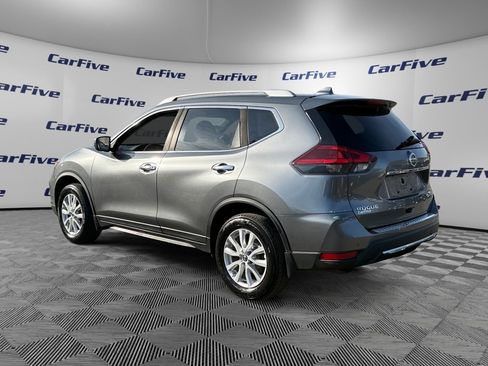 Used 2019 Nissan Rogue SV image 4
