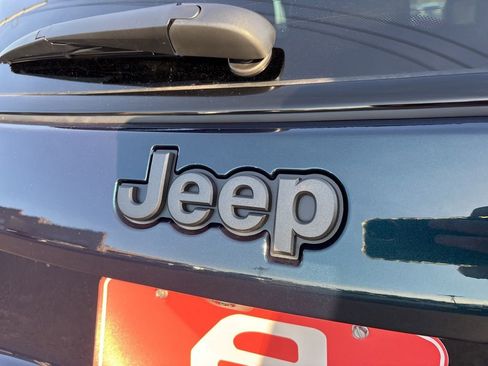 New 2026 Jeep Compass Latitude image 42