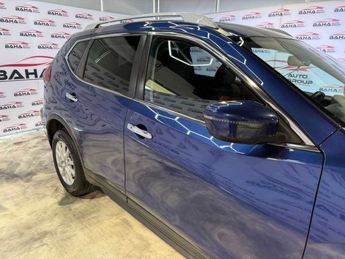 Used 2019 Nissan Rogue SV image 5