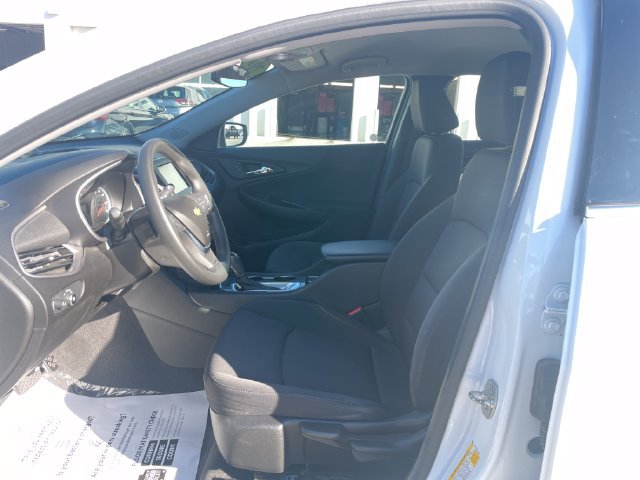 Used 2018 Chevrolet Malibu LS FWD image 19