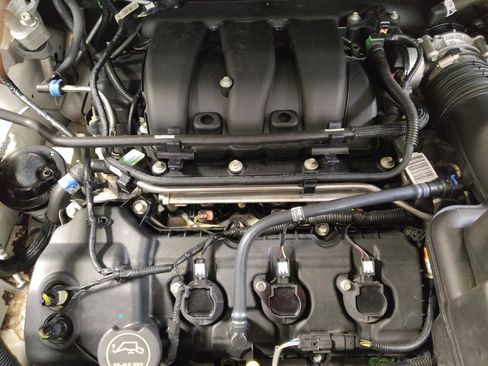 Used 2019 Ford Explorer Limited w/ Class III Trailer Tow Package image 30