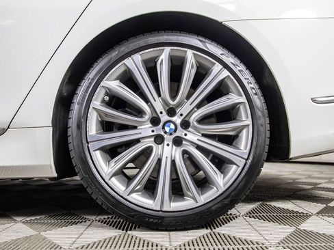 Used 2022 BMW 750i xDrive AWD/4WD image 42