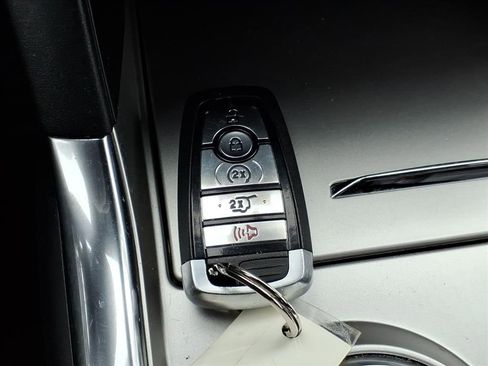 Used 2020 Ford Explorer Limited w/ Class III Trailer Tow Package image 28