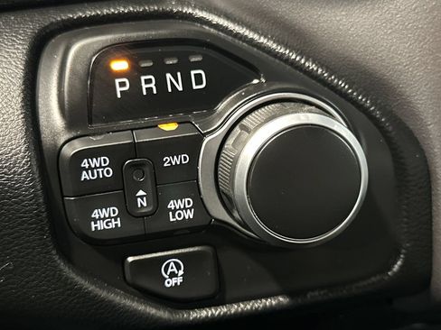 Used 2021 RAM 1500 Big Horn AWD/4WD image 23