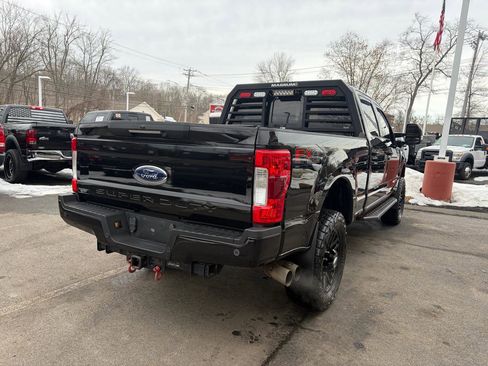 Used 2019 Ford F250 Lariat w/ Lariat Ultimate Package image 8