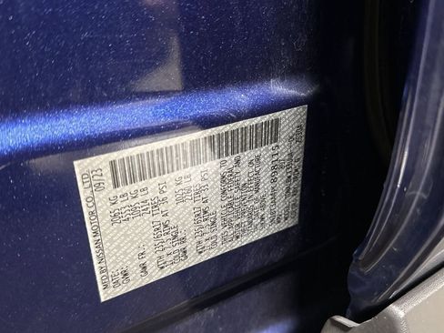 Used 2023 Nissan Rogue S image 27