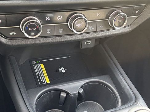 Used 2024 Honda HR-V EX-L image 22