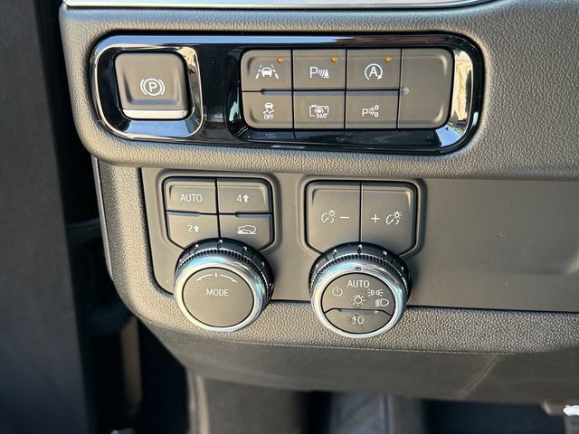 Certified 2026 GMC Yukon XL Elevation AWD/4WD image 27