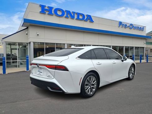 Used 2023 Toyota Mirai XLE w/ Advanced Technology Package image 4