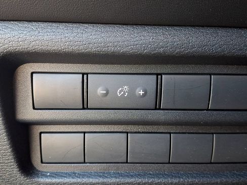 Used 2022 Mitsubishi Outlander ES FWD image 25