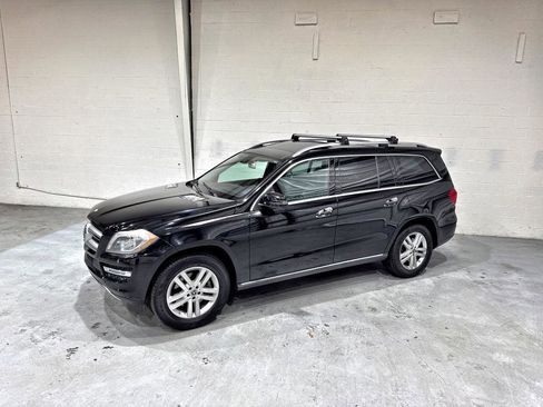 Used 2016 Mercedes-Benz GL 450 4MATIC image 18