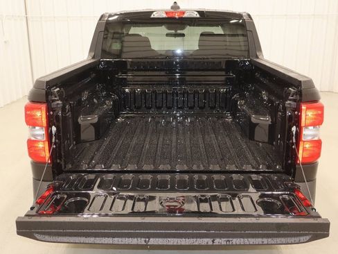 New 2025 Ford Maverick XLT w/ 4K Tow Package image 24