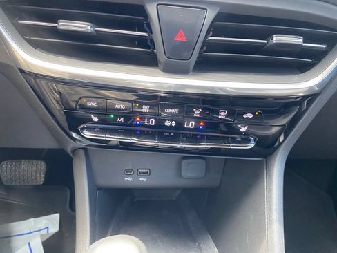Used 2024 Buick Encore GX Avenir w/ Avenir Convenience Package FWD image 25