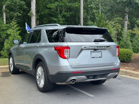 Used 2021 Ford Explorer Limited w/ Equipment Group 301A image 5