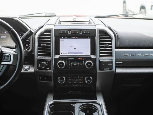 Used 2019 Ford F250 Platinum w/ Platinum Ultimate Package AWD/4WD image 16