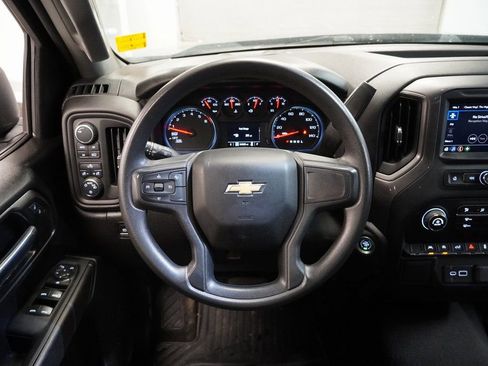Used 2022 Chevrolet Silverado 1500 Custom image 11