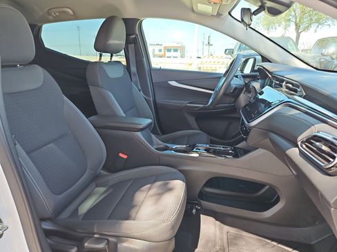 Certified 2022 Chevrolet Bolt EUV LT image 29