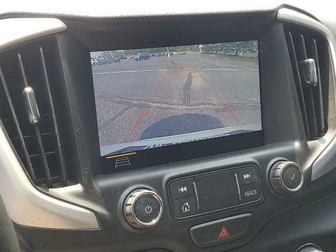 Used 2019 GMC Terrain SLT w/ Preferred Package AWD/4WD image 16