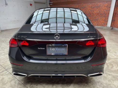 New 2026 Mercedes-Benz E 350 4MATIC Sedan image 4