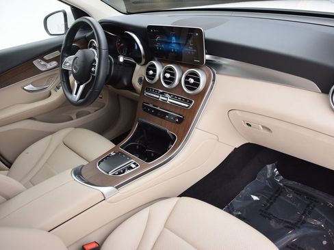 Used 2021 Mercedes-Benz GLC 300 image 15