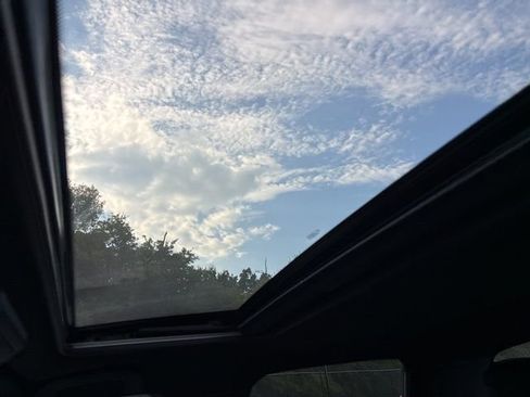 Used 2025 Nissan Frontier PRO-4X w/ Pro Premium Package image 14