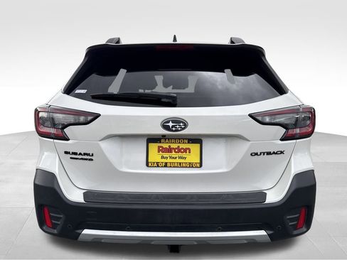 Used 2022 Subaru Outback Limited image 8