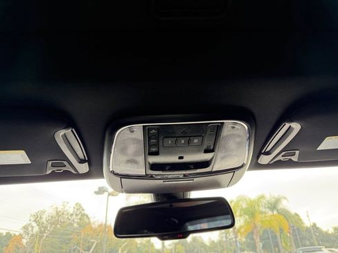 Used 2019 Dodge Charger Scat Pack w/ Dynamics Package image 25