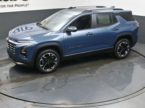 New 2026 Chevrolet Equinox LT AWD/4WD image 22