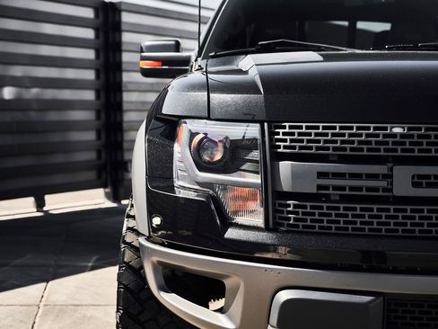 Used 2013 Ford F150 Raptor w/ Luxury Equipment Group AWD/4WD image 11