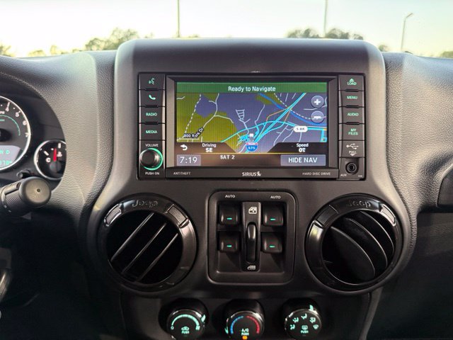 Used 2017 Jeep Wrangler Unlimited Sahara AWD/4WD image 21