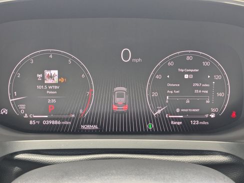 Used 2025 Acura MDX FWD w/ Technology Package image 30