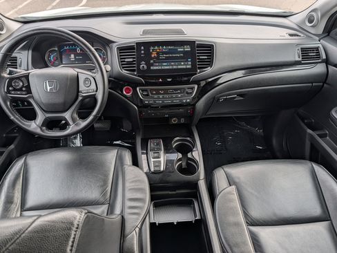 Used 2019 Honda Pilot Touring image 10